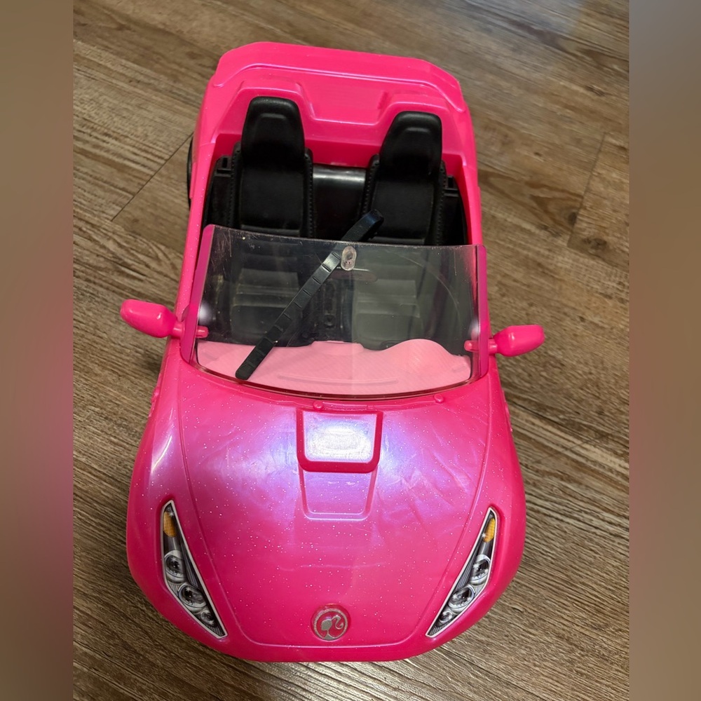 Barbie Pink Glamour 2 Seater Convertible Toy Car with Seatbelts. 2016